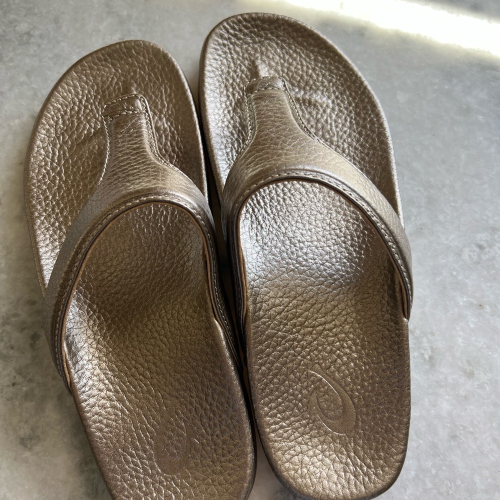 OluKai Women's Sandals in Metallic Bronze
